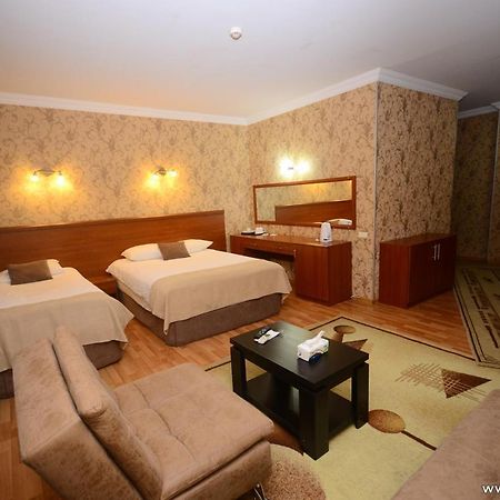 Hotel Istanbul Batumi Eksteriør bilde
