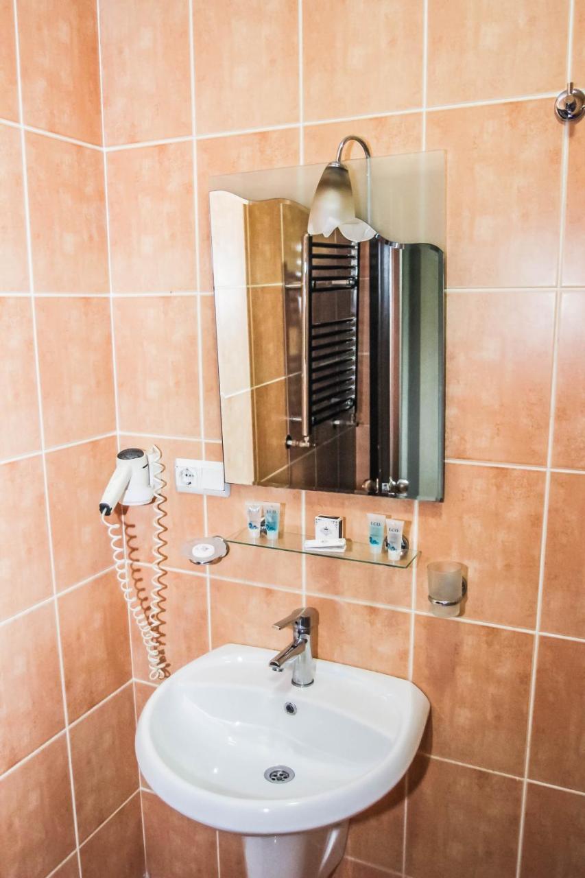 Hotel Istanbul Batumi Eksteriør bilde