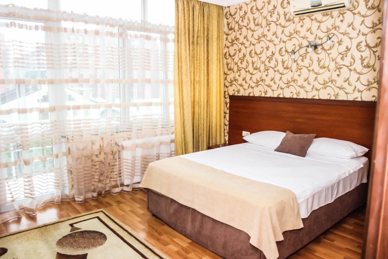 Hotel Istanbul Batumi Eksteriør bilde