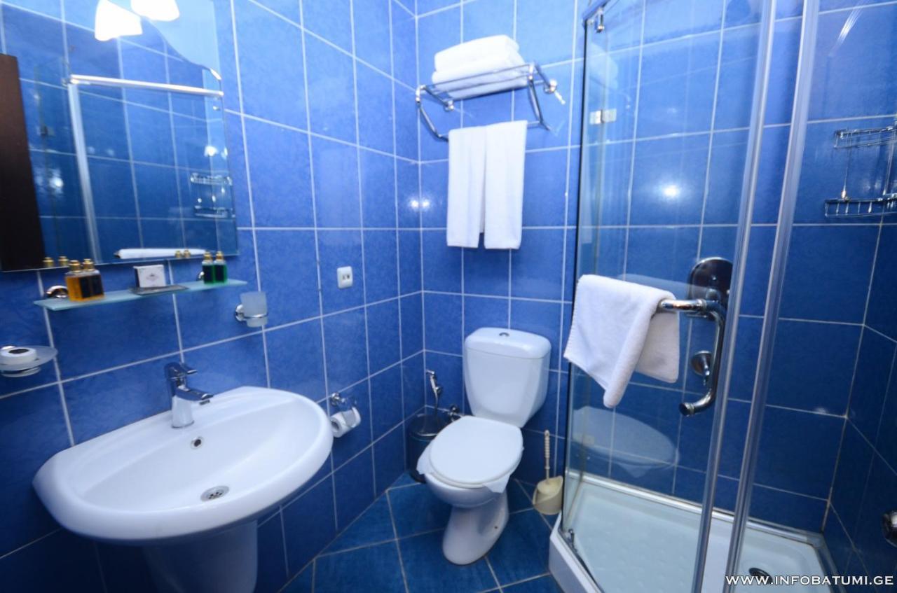 Hotel Istanbul Batumi Eksteriør bilde