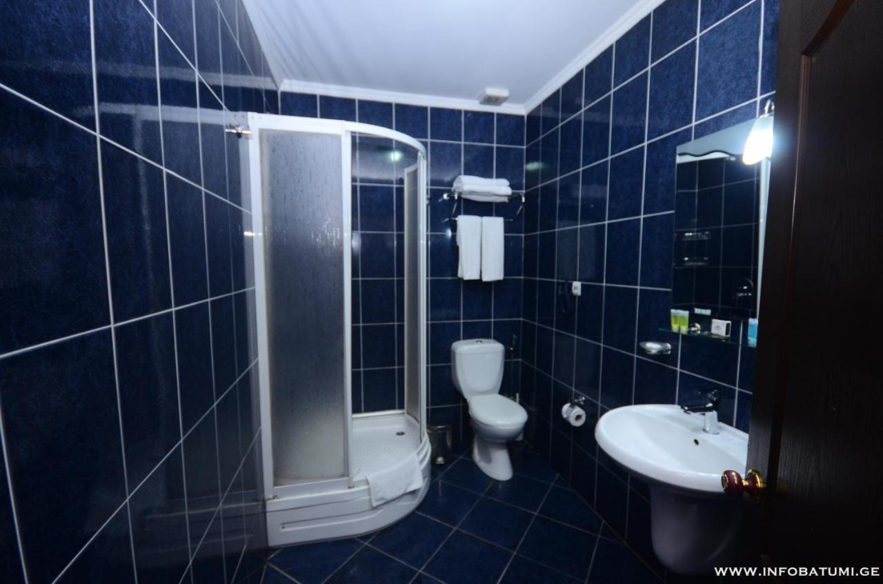 Hotel Istanbul Batumi Eksteriør bilde